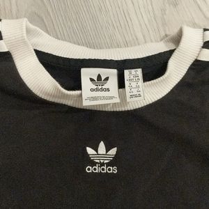 Adidas long sleeve size L